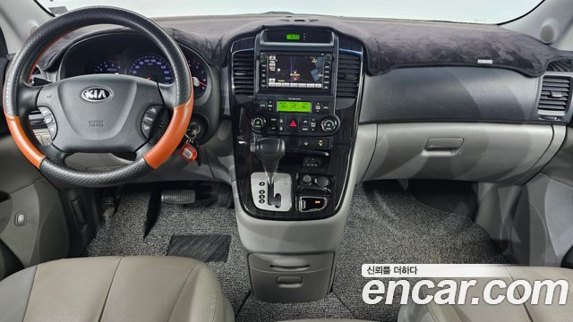 Kia Canival 2014 — photo 7