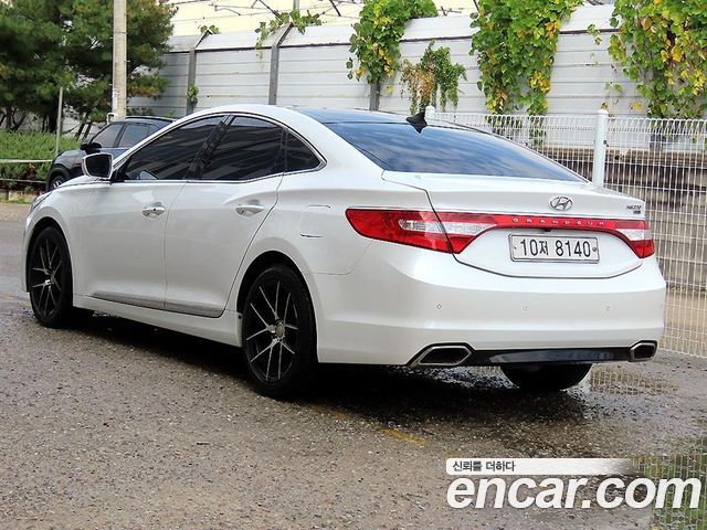 Hyundai Grandeur 2016 — photo 3