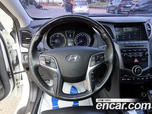 Hyundai Grandeur 2016 — photo 8
