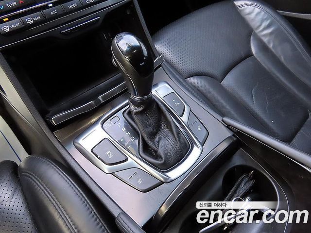 Hyundai Grandeur 2016 — photo 10