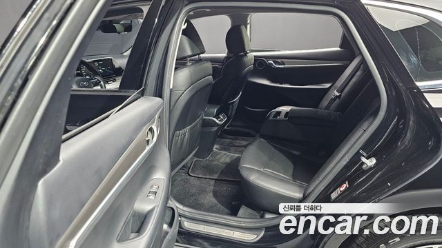 Hyundai Grandeur 2022 — photo 28
