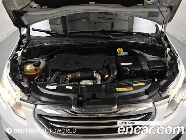 Peugeot 2008 2015 — photo 6