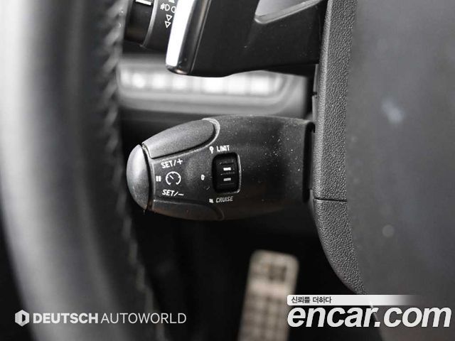 Peugeot 2008 2015 — photo 16