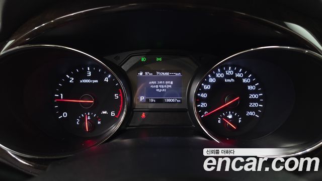 Kia Canival 2019 — photo 11