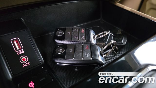Kia Canival 2019 — photo 23