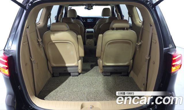 Kia Canival 2019 — photo 26
