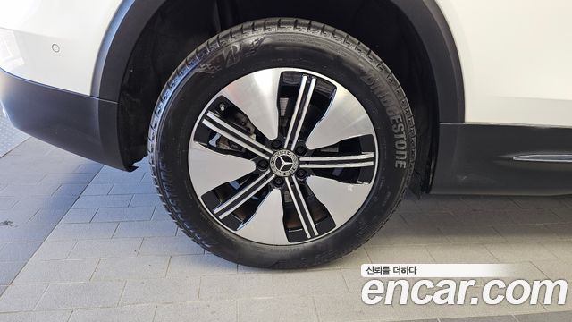 Mercedes-Benz EQB 2024 — photo 5