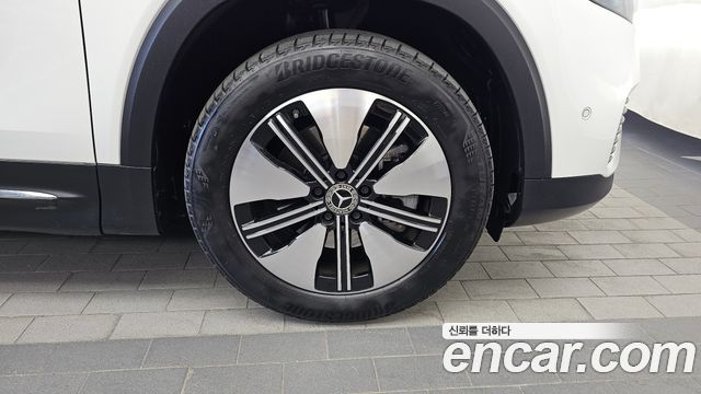 Mercedes-Benz EQB 2024 — photo 7