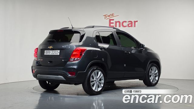 Chevrolet Korea Trax 2018 — photo 2