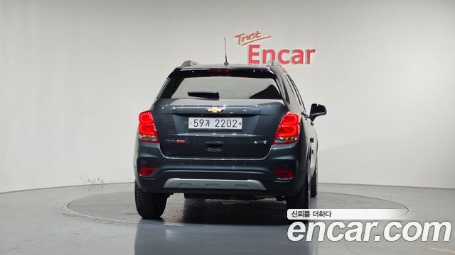 Chevrolet Korea Trax 2018 — photo 4
