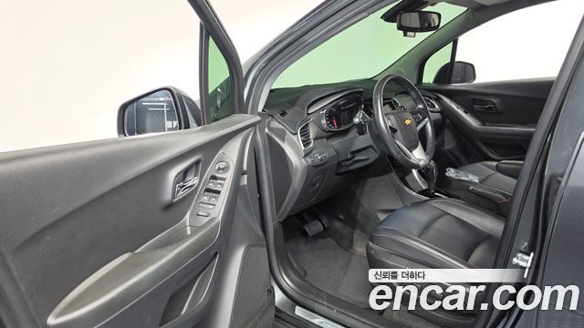 Chevrolet Korea Trax 2018 — photo 13