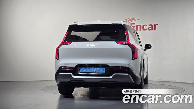 Kia EV9 2024 — photo 4