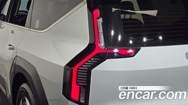 Kia EV9 2024 — photo 9