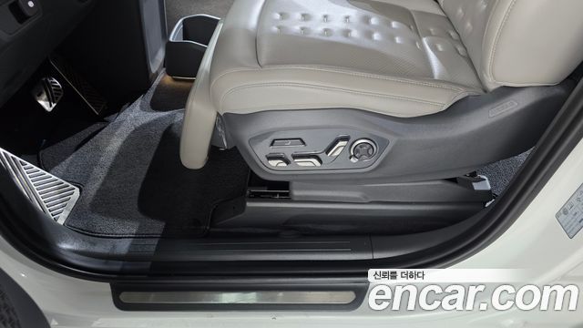 Kia EV9 2024 — photo 36