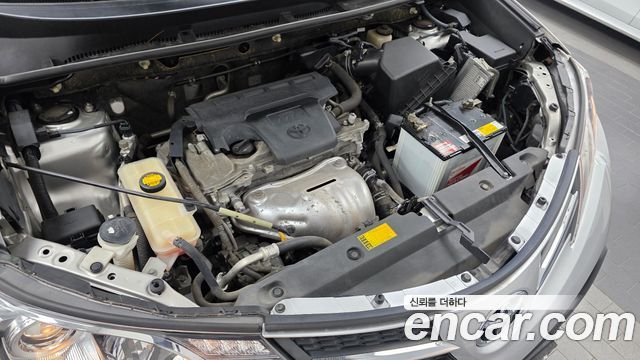 Toyota RAV4 2013 — photo 6