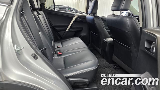 Toyota RAV4 2013 — photo 12