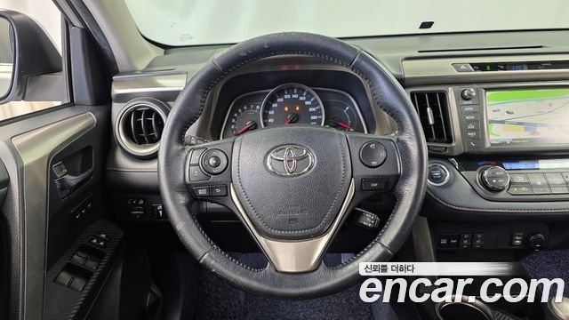 Toyota RAV4 2013 — photo 13