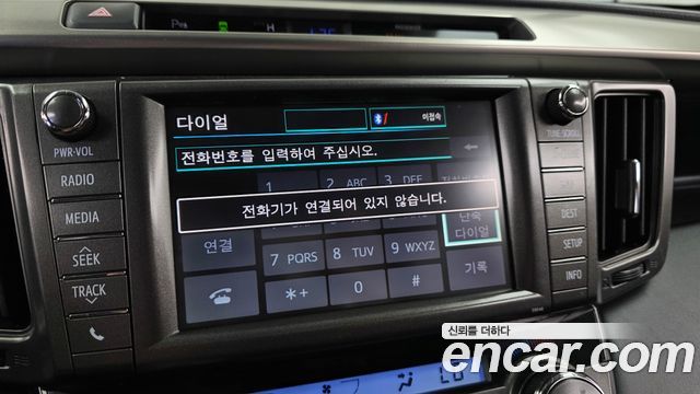Toyota RAV4 2013 — photo 16