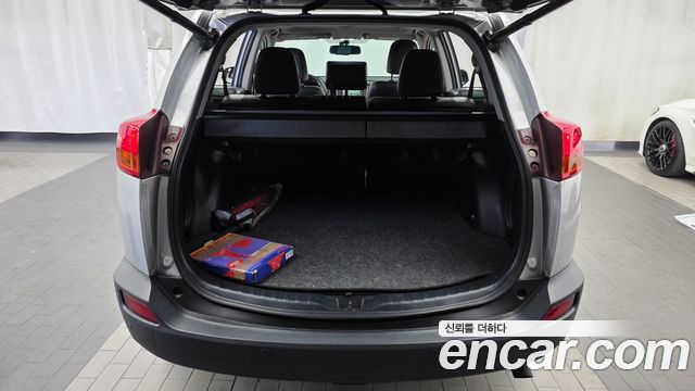 Toyota RAV4 2013 — photo 20