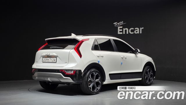 Kia Niro 2022 — photo 2