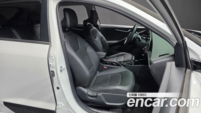 Kia Niro 2022 — photo 16