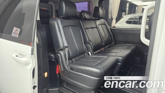 Hyundai Staria 2023 — photo 12