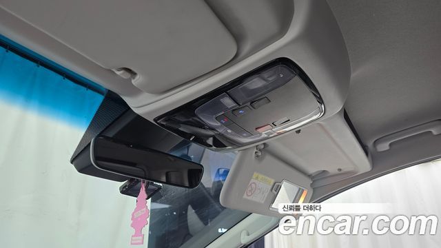 Hyundai Staria 2023 — photo 19