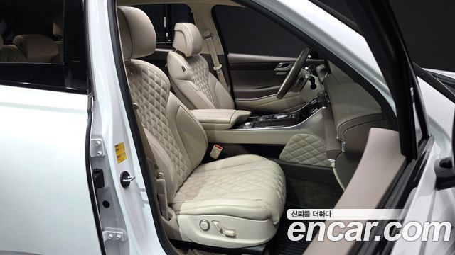 Genesis GV80 2020 — photo 17