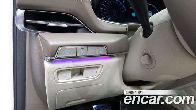 Genesis GV80 2020 — photo 24