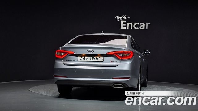 Hyundai Sonata 2016 — photo 4
