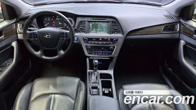 Hyundai Sonata 2016 — photo 10