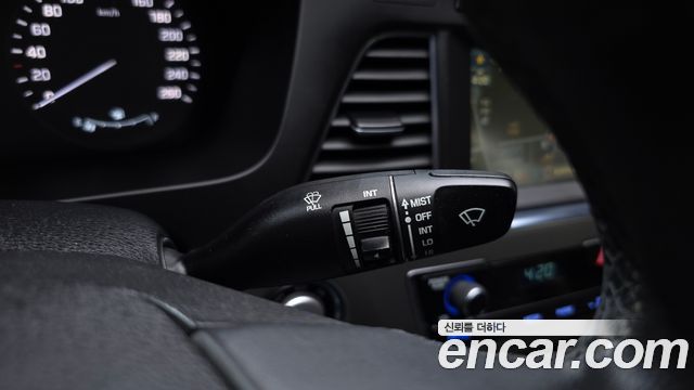 Hyundai Sonata 2016 — photo 27