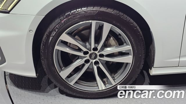 Audi A6 2021 — photo 5