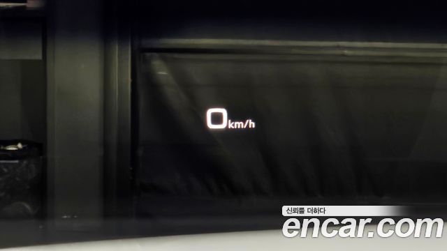 Audi A6 2021 — photo 31