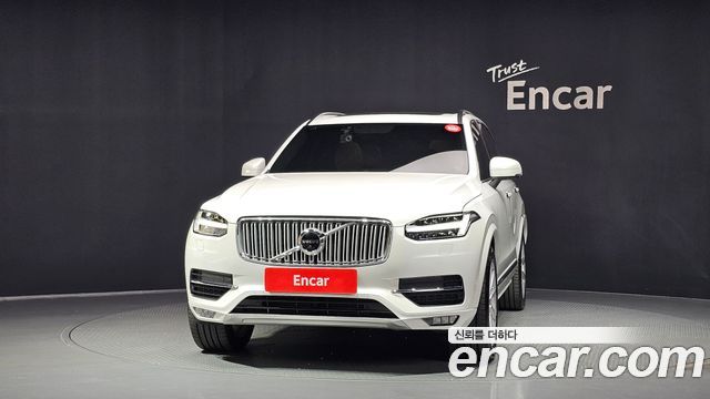 Volvo XC90 2019 — photo 3