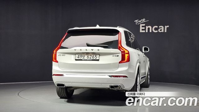 Volvo XC90 2019 — photo 4