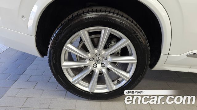 Volvo XC90 2019 — photo 5