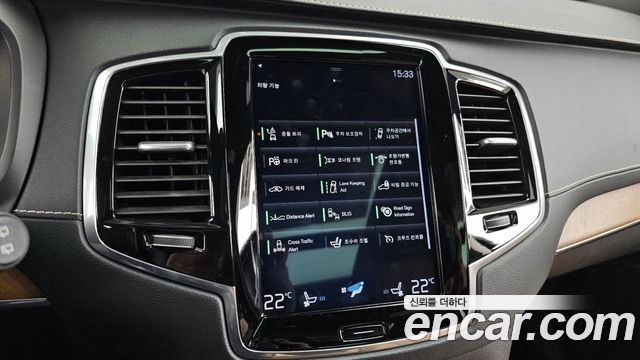 Volvo XC90 2019 — photo 16
