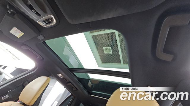 Volvo XC90 2019 — photo 19
