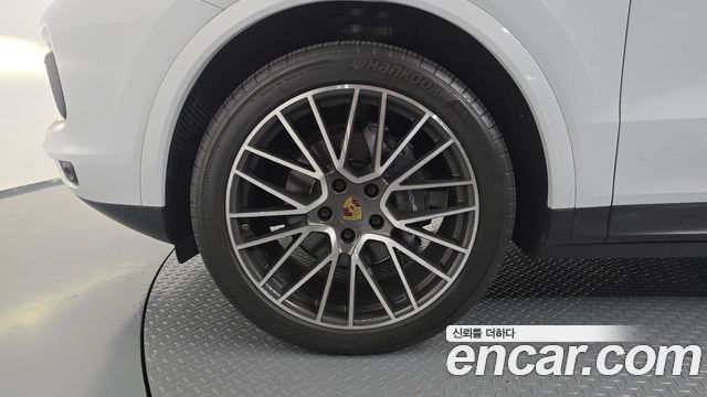Porsche Cayenne 2021 — photo 5