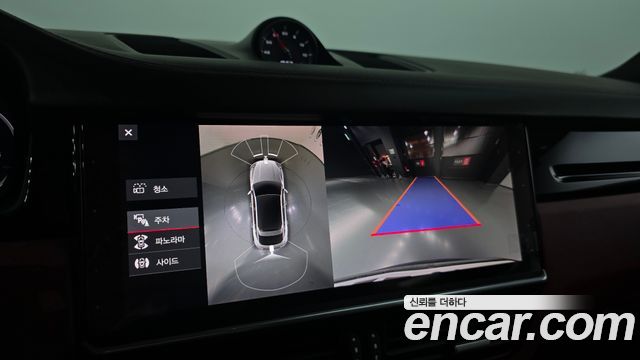 Porsche Cayenne 2021 — photo 20