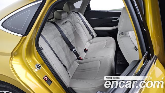 Hyundai Sonata 2020 — photo 17