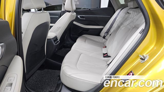 Hyundai Sonata 2020 — photo 18