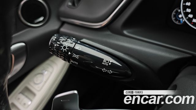 Hyundai Sonata 2020 — photo 35