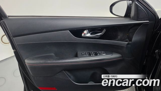 Kia K3 2019 — photo 14