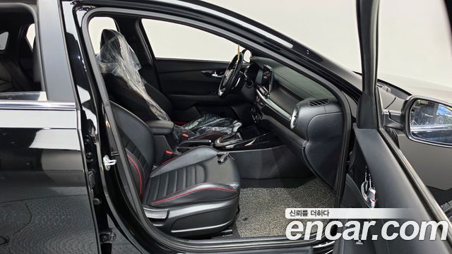 Kia K3 2019 — photo 16