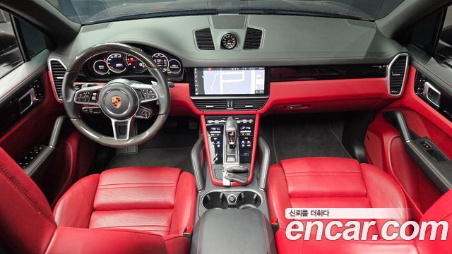 Porsche Cayenne 2020 — photo 10
