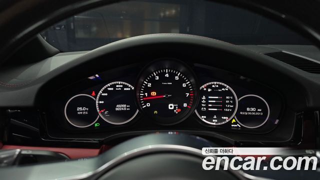 Porsche Cayenne 2020 — photo 11