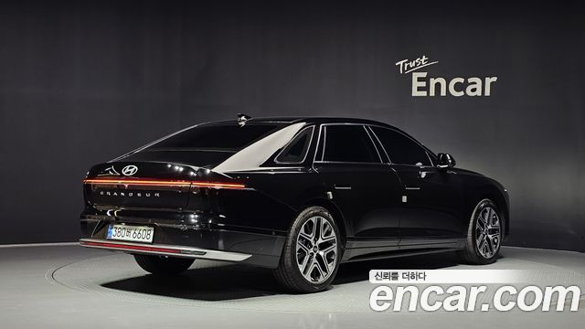 Hyundai Grandeur 2023 — photo 2