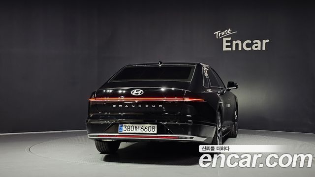 Hyundai Grandeur 2023 — photo 4